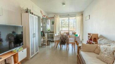 Venta 2 ambientes Liniers Cochera