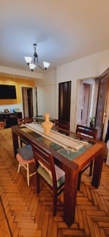 Departamento de 3 ambientes al Frente c/ Dep y Cochera- Caballito