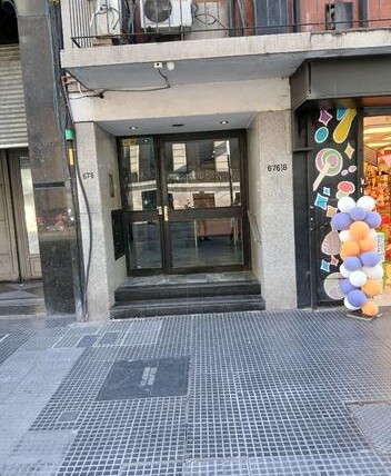 Avda Corrientes 676, 2°